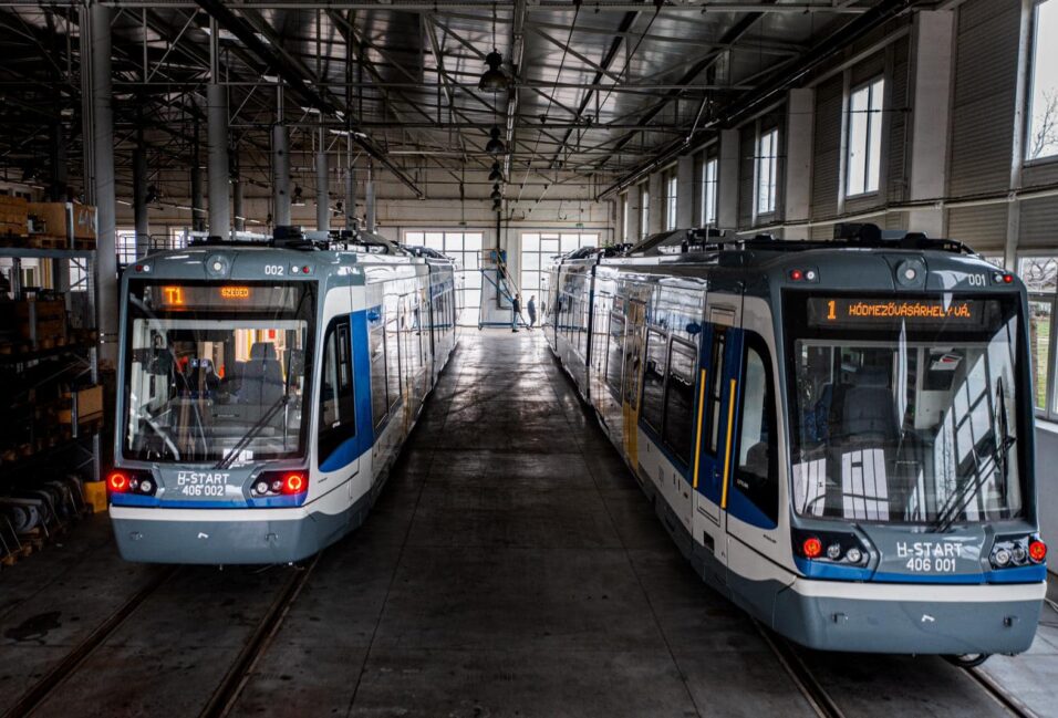 Lázár: Áprilisban érkezik a 3. tram-train