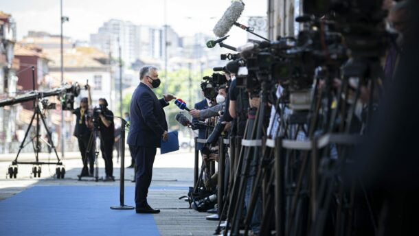 Orbán: Európa biztonsága az emberek beoltottságától függ