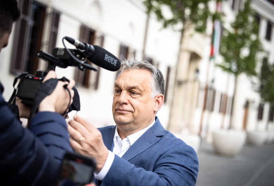 Orbán Viktor: Kedves Maszk, goodbye!