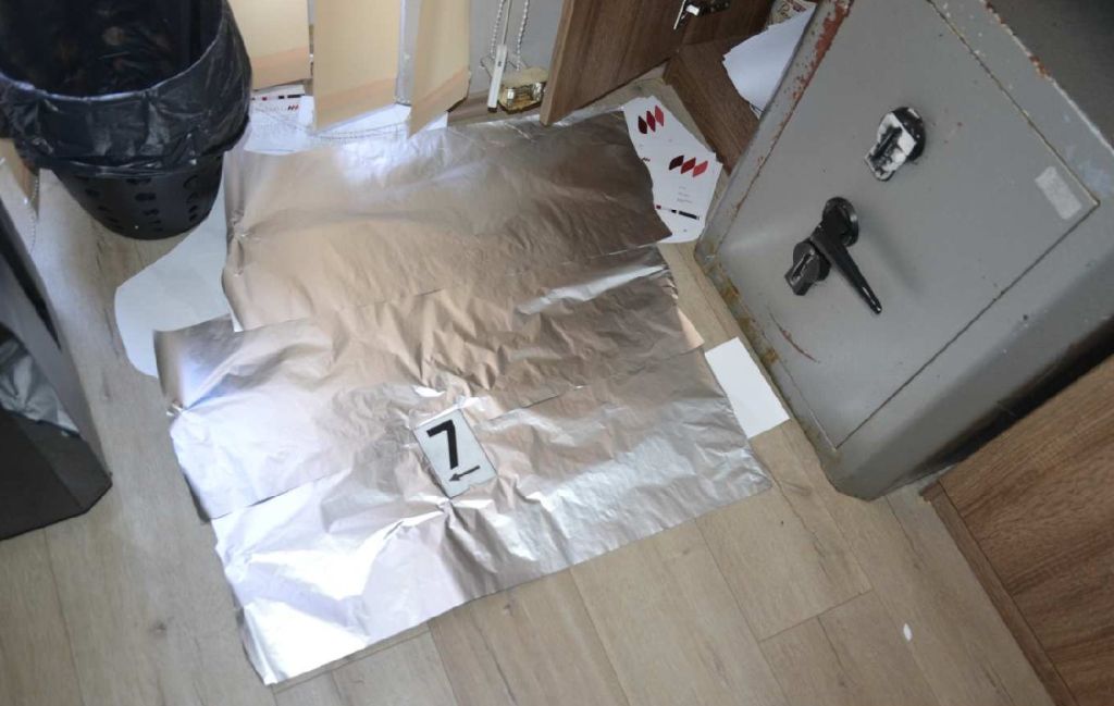 Utazási irodába tört be egy férfi Szegeden (fotók) 3