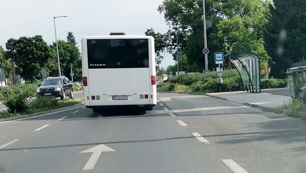 Gyakorlatilag üresen köröznek a Jovány-buszok Vásárhelyen 9