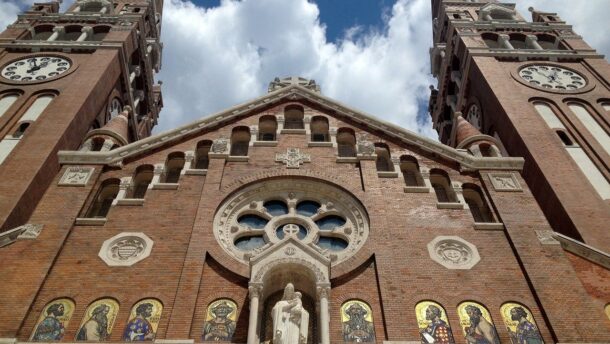 Különleges alkalom helyszíne lesz jövő szerdán a szegedi Székesegyház liturgikus tere 2