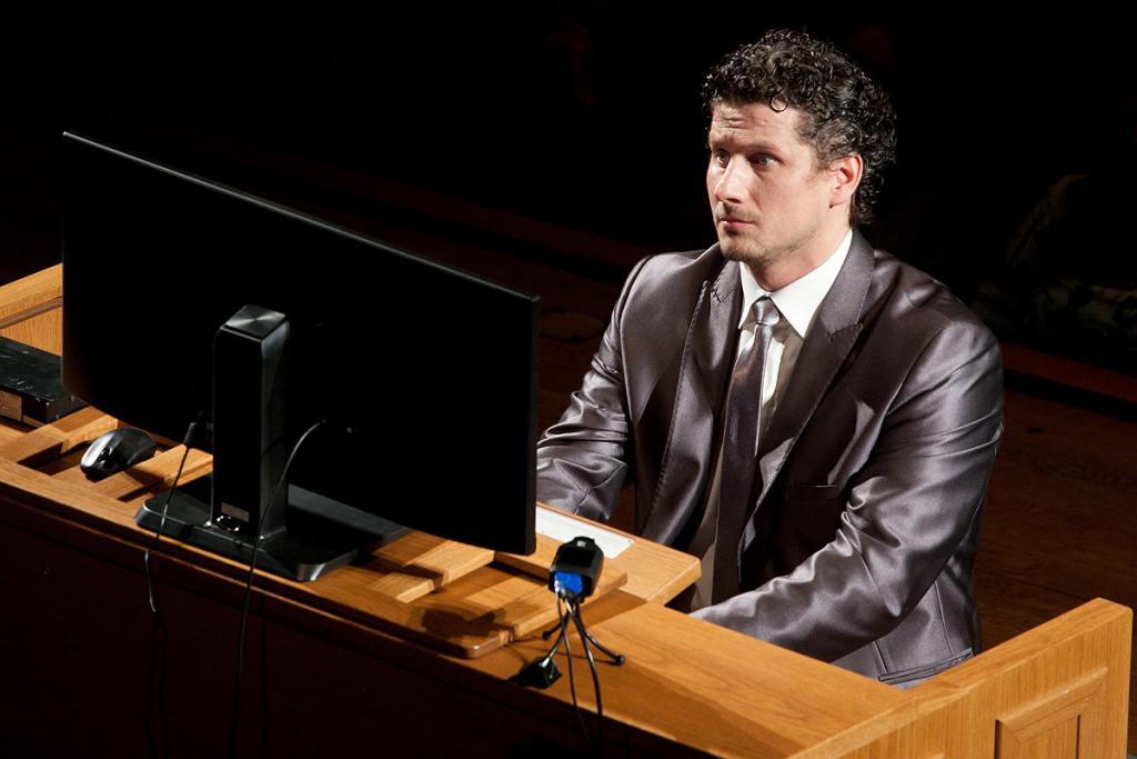 kritikamarcius6rakaszgergely2